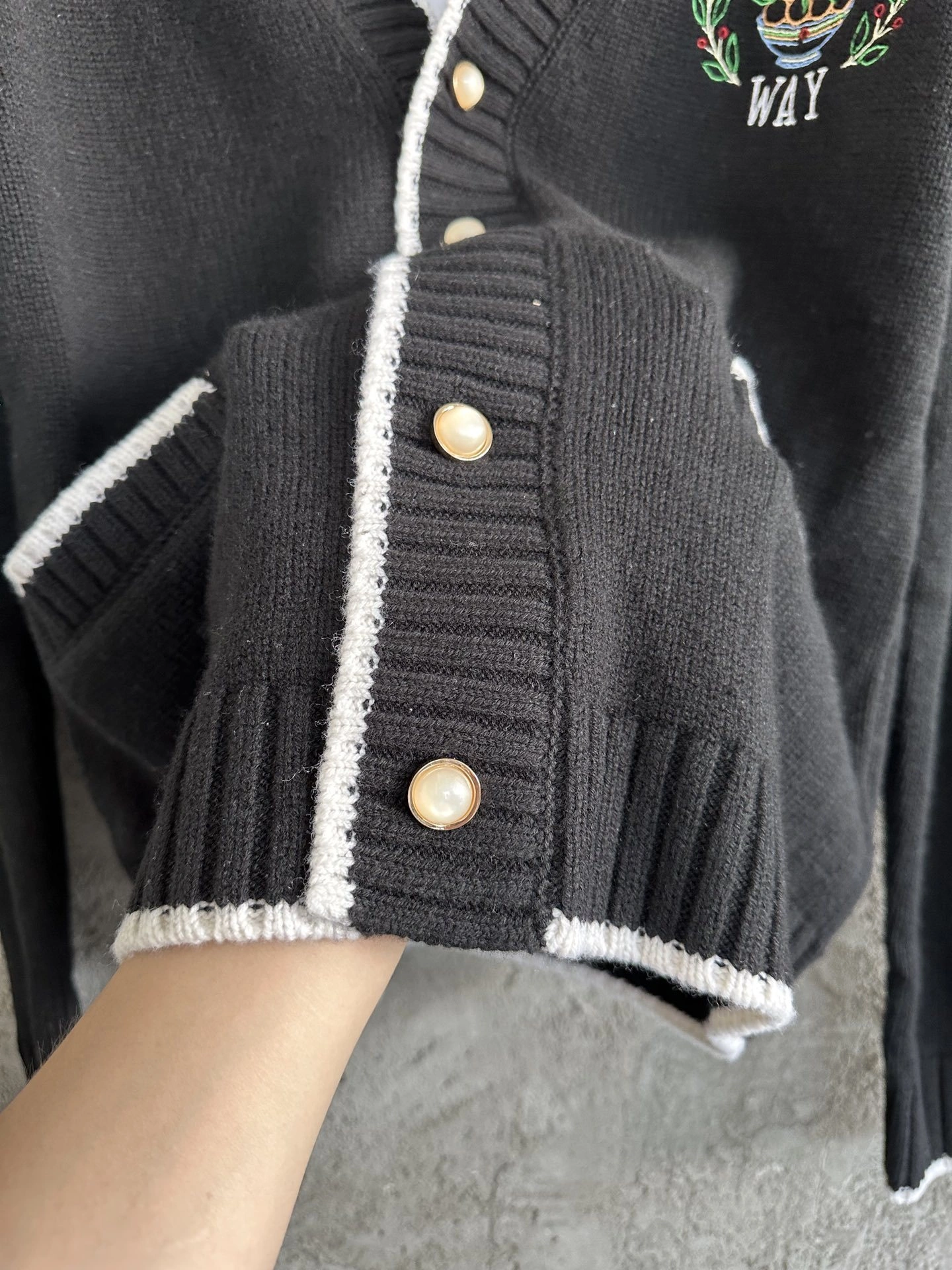 wg.luxury- 31s1281931 embroidery item:D-F409H0833